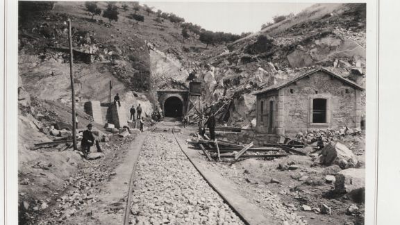 Túnel de la carretera, fotografía Emlio Biel